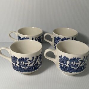 Set Of 4 BLUE WILLOW Churchill 3” x 3” Mug Coffee Cups Made in England